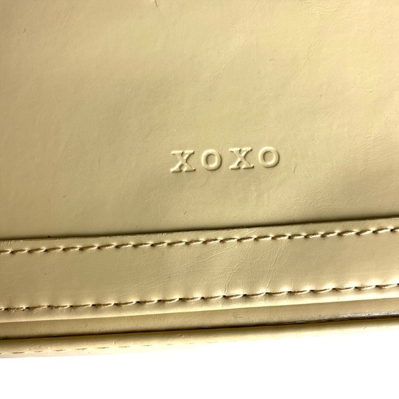 XOXO Purse Light‎ Tan/Beige Vinyl Handbag - Picture 4 of 11